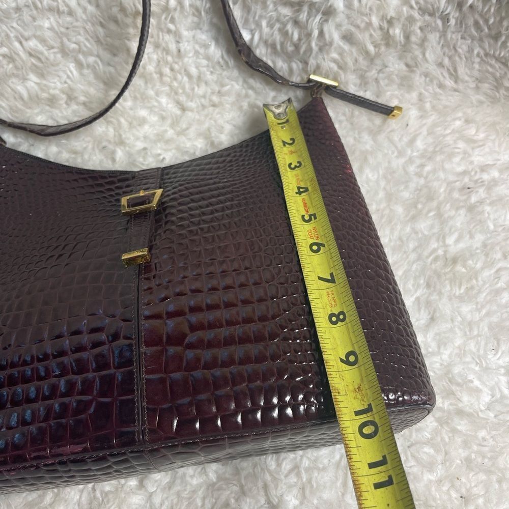 Etienne Aigner leather burgundy reptile print shoulder bag gold tone hardwares - Picture 12 of 16